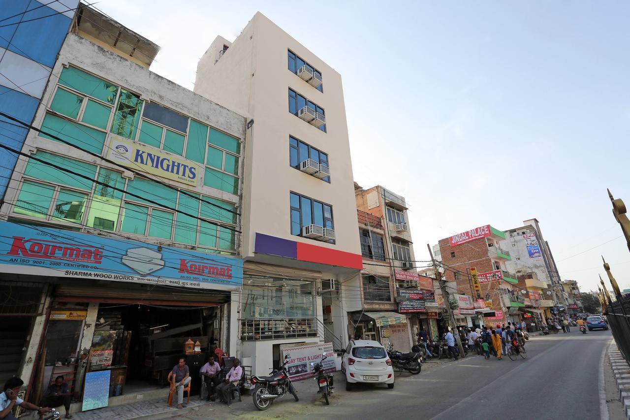 Oyo 9147 Hotel Aerostay Új-Delhi Kültér fotó